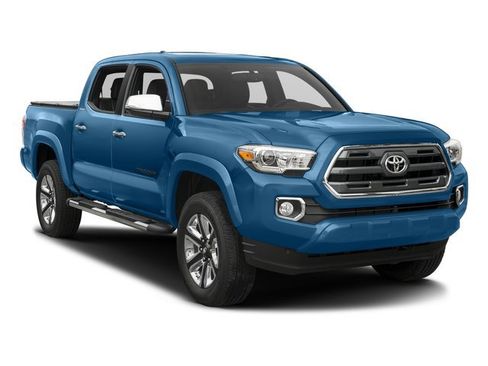 Used 2016 Toyota Tacoma Limited w/ Towing Package image 6