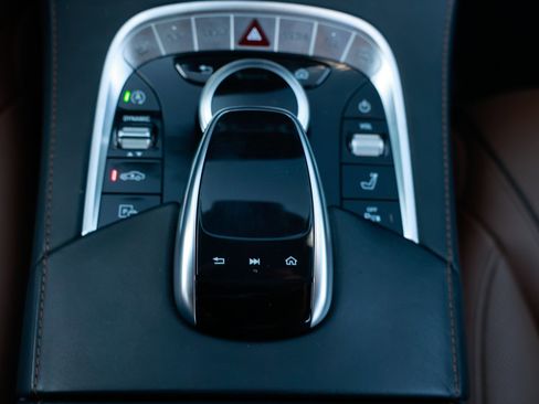 Used 2019 Mercedes-Benz S 560 Sedan image 47