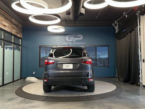 Used 2020 Ford EcoSport SE image 4