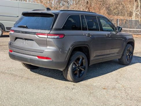 New 2026 Jeep Grand Cherokee Limited image 3