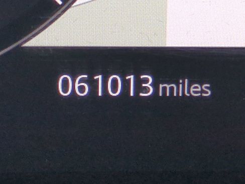 Used 2019 Land Rover Range Rover HSE image 28