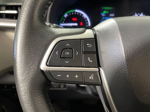 Certified 2023 Toyota Sienna XLE image 26