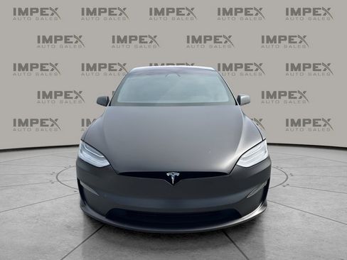 Used 2022 Tesla Model X Plaid image 8