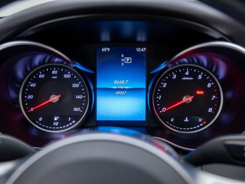 Used 2019 Mercedes-Benz C 300 4MATIC Sedan image 20