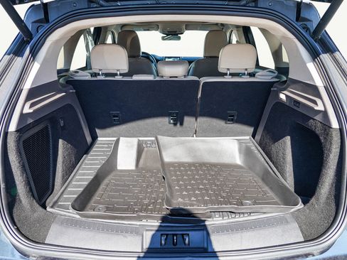 Used 2021 Lincoln Corsair Reserve w/ Equipment Group 201A image 30