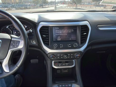 Certified 2023 GMC Acadia SLT image 19