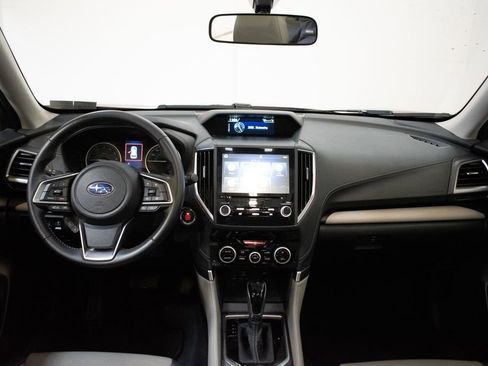 Used 2023 Subaru Forester Limited image 11