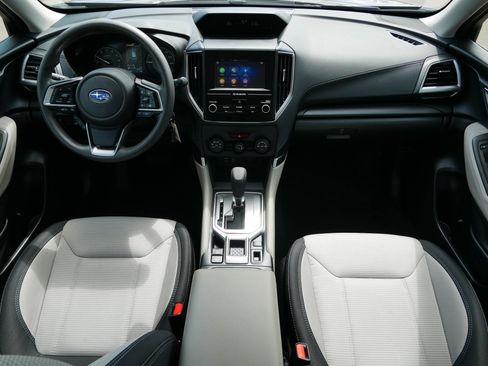 Used 2024 Subaru Forester AWD/4WD image 10