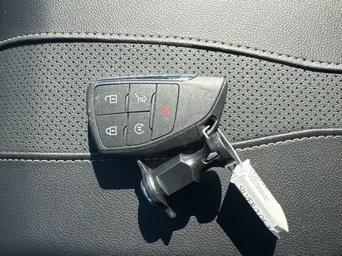 Used 2026 Chevrolet Traverse High Country AWD/4WD image 53
