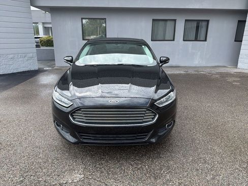 Used 2016 Ford Fusion SE w/ Equipment Group 202A image 4