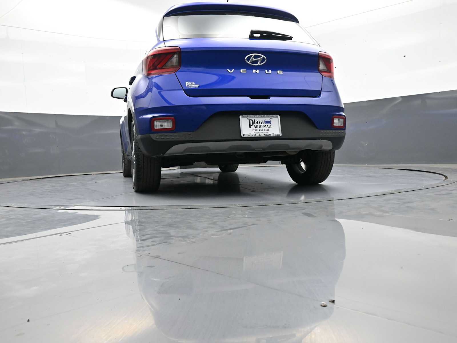 Certified 2023 Hyundai Venue SEL w/ Cargo Package FWD image 29