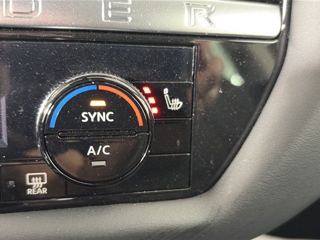 Certified 2026 Nissan Pathfinder SL AWD/4WD image 24