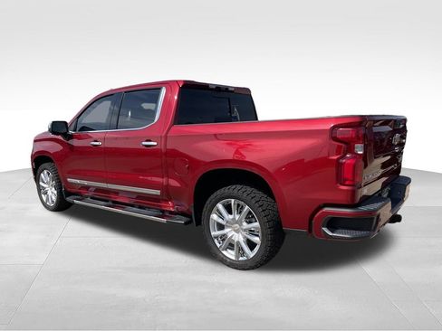 Used 2023 Chevrolet Silverado 1500 High Country w/ Technology Package AWD/4WD image 6
