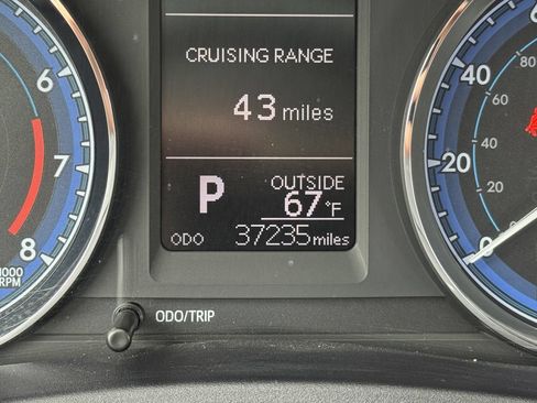 Used 2019 Toyota Corolla LE w/ Carpet Mat Package (TMS) FWD image 46