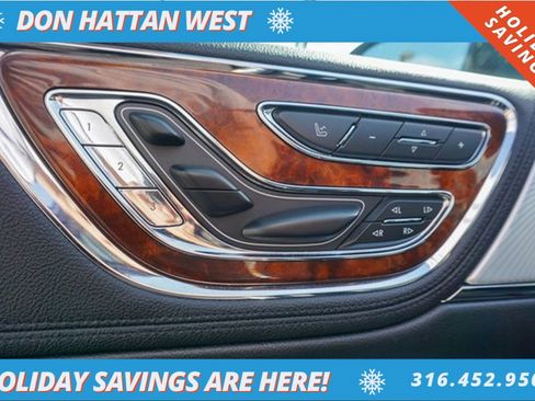 Used 2020 Lincoln Continental Reserve w/ Luxury Package image 16