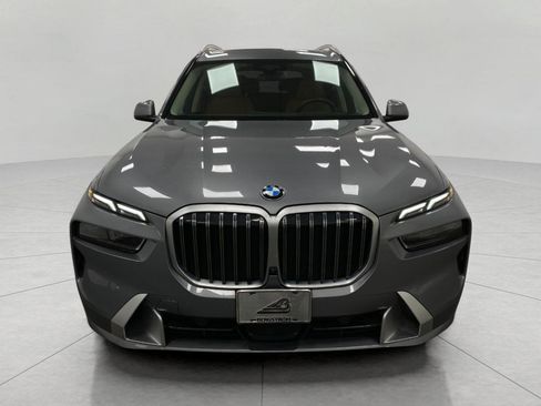 Certified 2023 BMW X7 xDrive40i w/ Executive Package AWD/4WD image 14