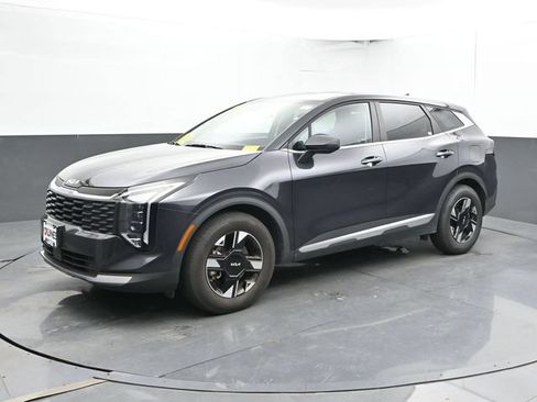 Used 2026 Kia Sportage LX FWD image 7