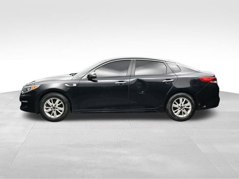 Used 2016 Kia Optima LX FWD image 2