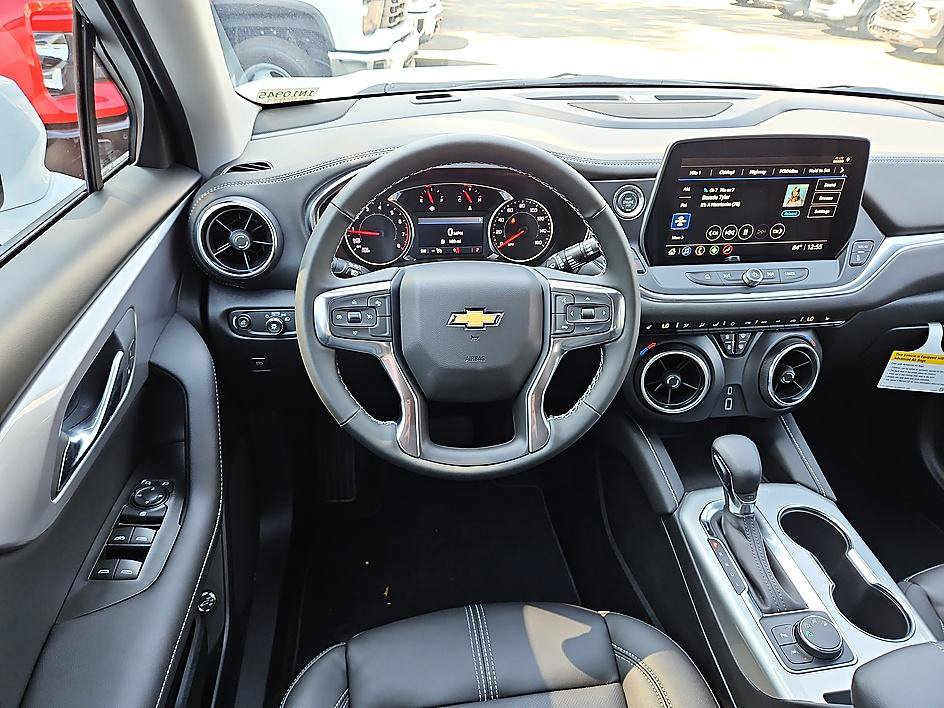 New 2026 Chevrolet Blazer LT AWD/4WD image 12
