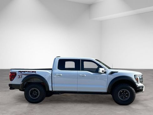 Used 2025 Ford F150 Raptor AWD/4WD image 8