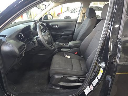 Used 2025 Honda HR-V LX image 6