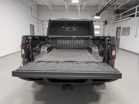 Used 2023 Jeep Gladiator Sport w/ Trailer Tow Package image 43