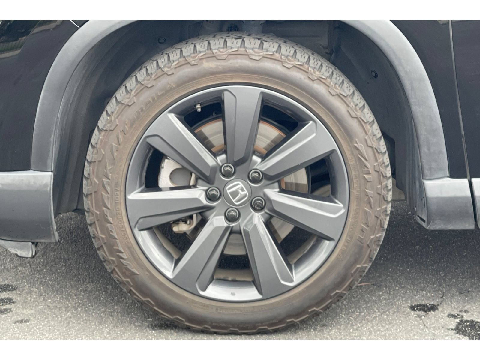 Used 2025 Honda Pilot Sport image 10