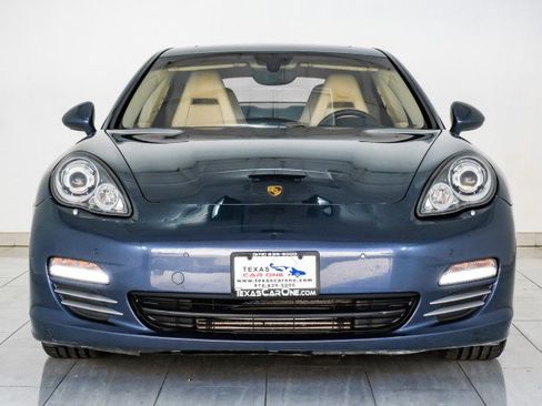 Used 2011 Porsche Panamera 4S image 3
