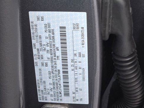 New 2026 Lincoln Corsair Premiere image 13