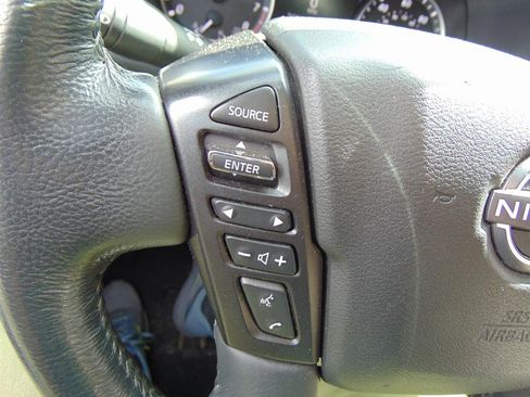 Used 2022 Nissan Frontier SV image 34