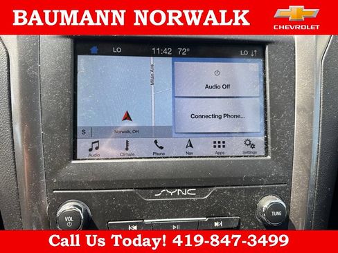 Used 2019 Ford Fusion SE FWD image 25