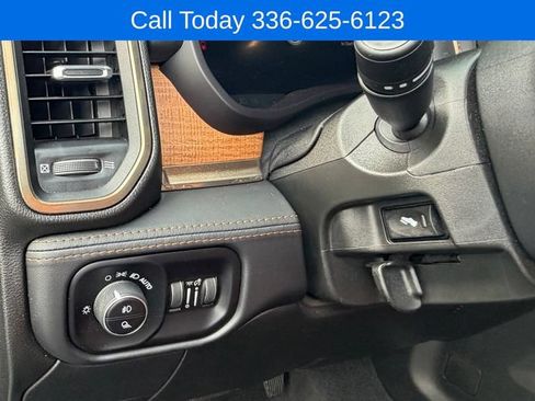 Used 2024 RAM 2500 Limited w/ Towing Technology Group AWD/4WD image 20