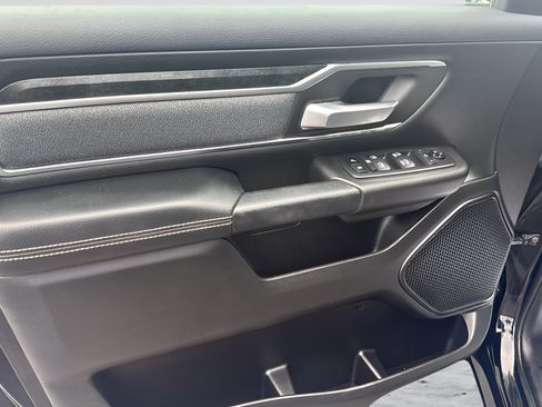 Used 2019 RAM 1500 Big Horn AWD/4WD image 32