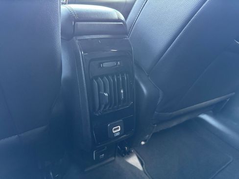Used 2025 Jeep Compass Limited AWD/4WD image 23