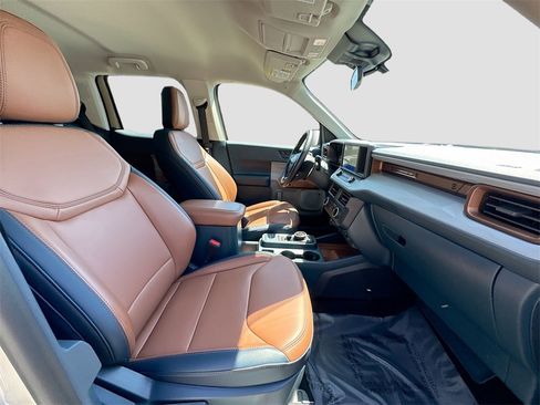 Used 2024 Ford Maverick Lariat image 28