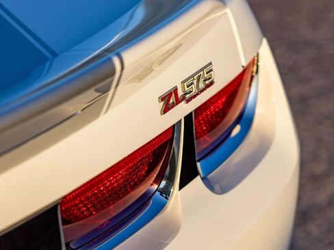 Used 2010 Chevrolet Camaro SS w/ RS Package image 35