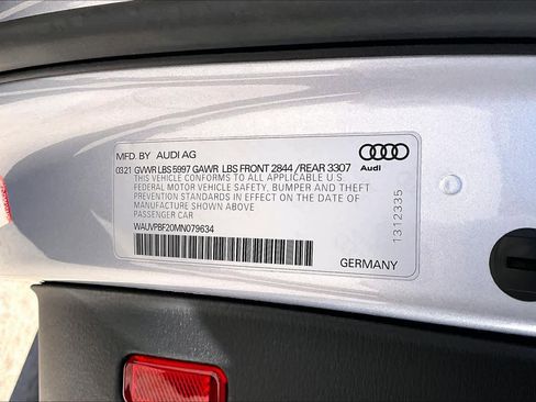 Used 2021 Audi A7 e Prestige w/ Prestige Package image 34