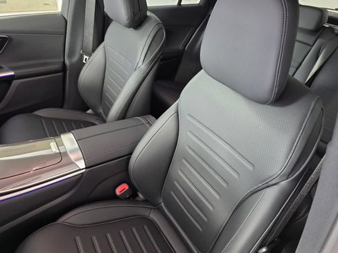 New 2026 Mercedes-Benz GLC 300 4MATIC image 7