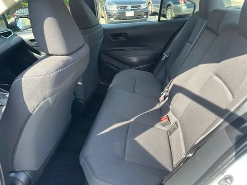 Used 2024 Toyota Corolla LE w/ LE Convenience Package FWD image 17