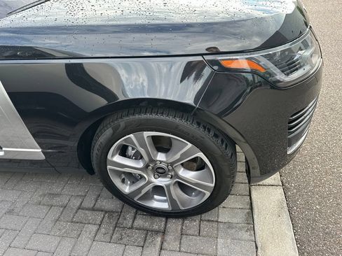 Used 2022 Land Rover Range Rover P525 Westminster Edition AWD/4WD image 4