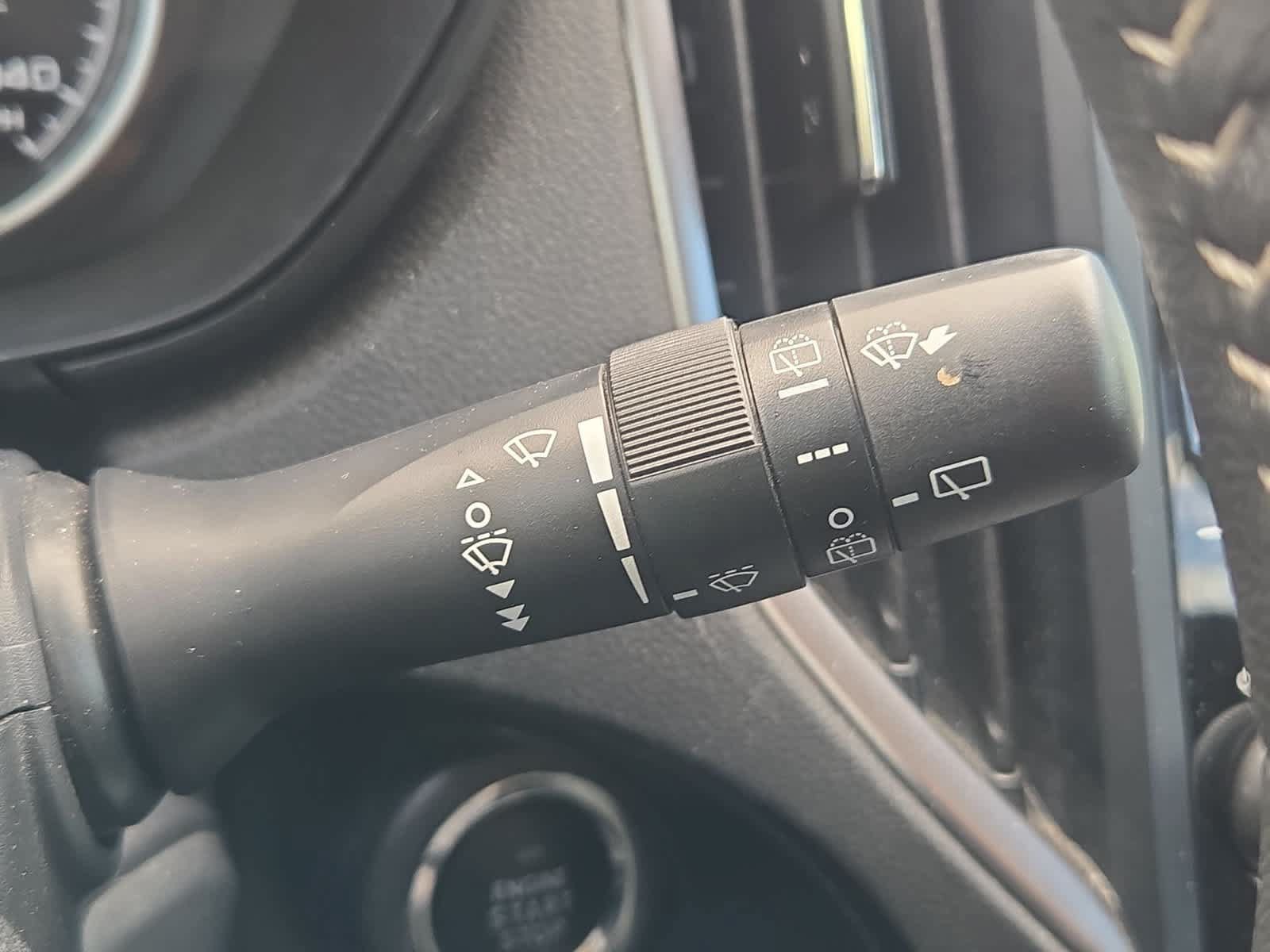 Used 2024 Subaru Forester Premium AWD/4WD image 26
