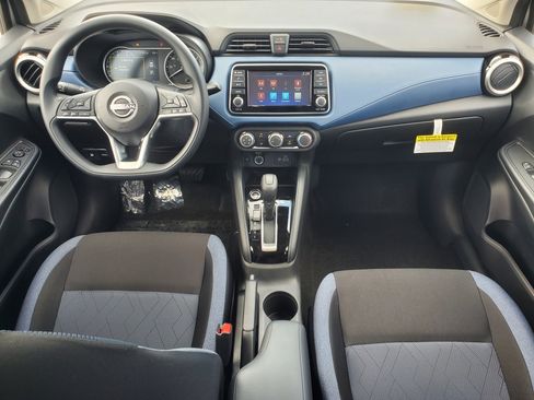 New 2025 Nissan Versa SV w/ Trunk Package FWD image 16