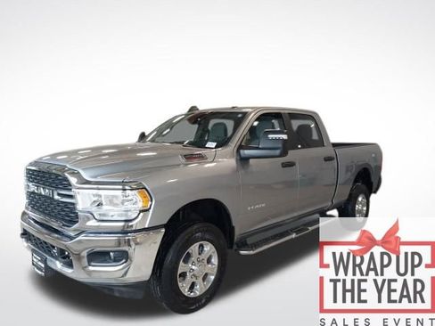 Used 2024 RAM 2500 Big Horn w/ Bed Utility Group image 8