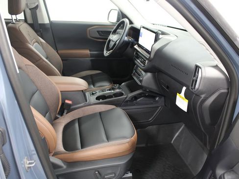 New 2025 Ford Bronco Sport Outer Banks w/ Sasquatch Outer Banks Package AWD/4WD image 27