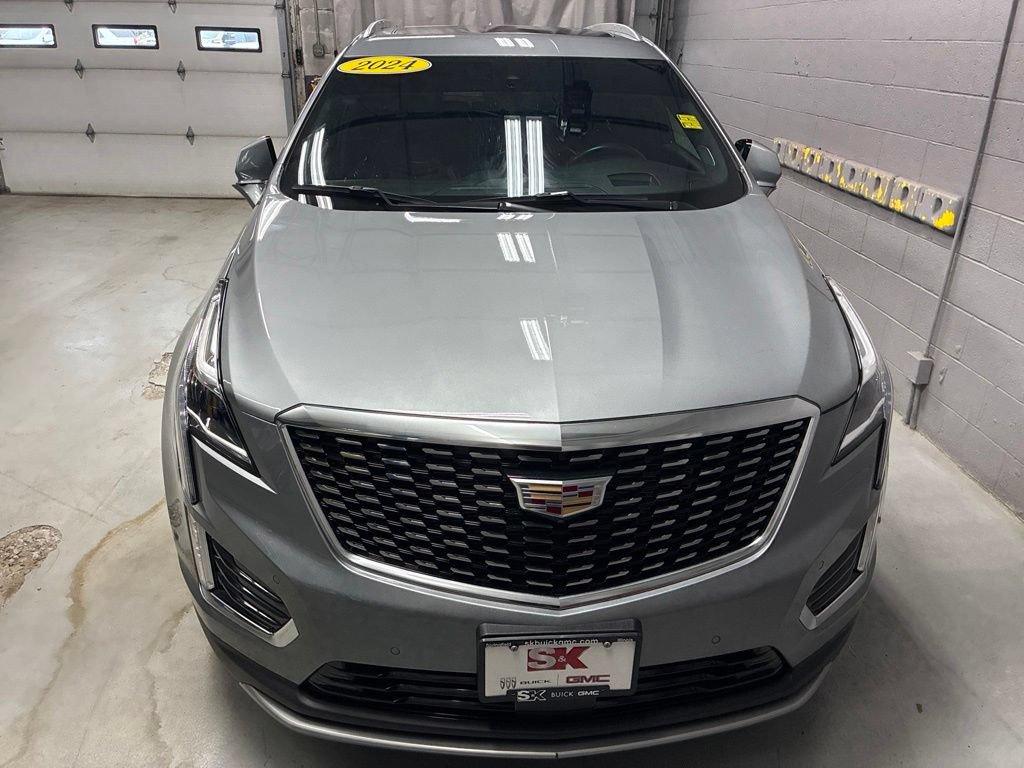 Used 2024 Cadillac XT5 Premium Luxury w/ Technology Package AWD/4WD image 6