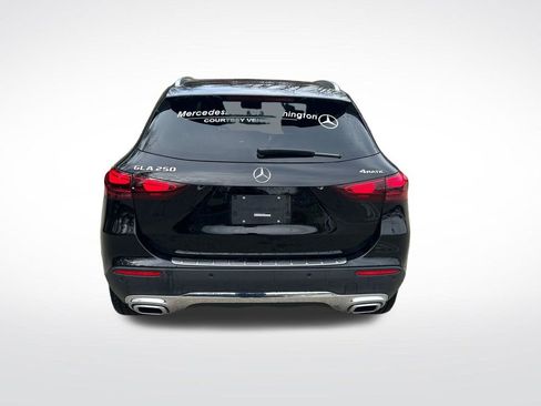 Used 2026 Mercedes-Benz GLA 250 4MATIC image 4