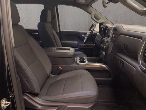 Used 2019 Chevrolet Silverado 1500 LT Trail Boss AWD/4WD image 21