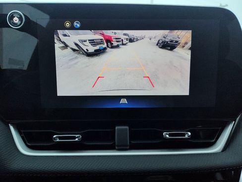 New 2026 Chevrolet Equinox LT w/ Convenience Package II image 21