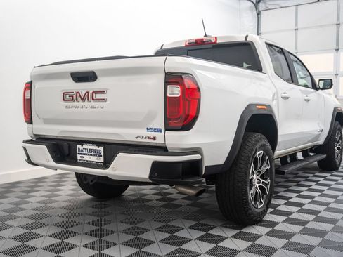 Used 2024 GMC Canyon AT4 w/ AT4 Premium Package AWD/4WD image 5