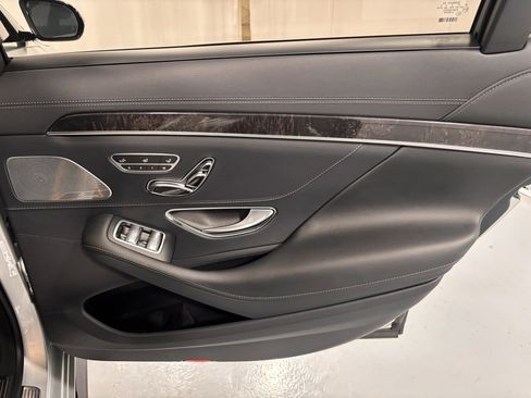 Used 2019 Mercedes-Benz S 63 AMG S 4MATIC Sedan image 26